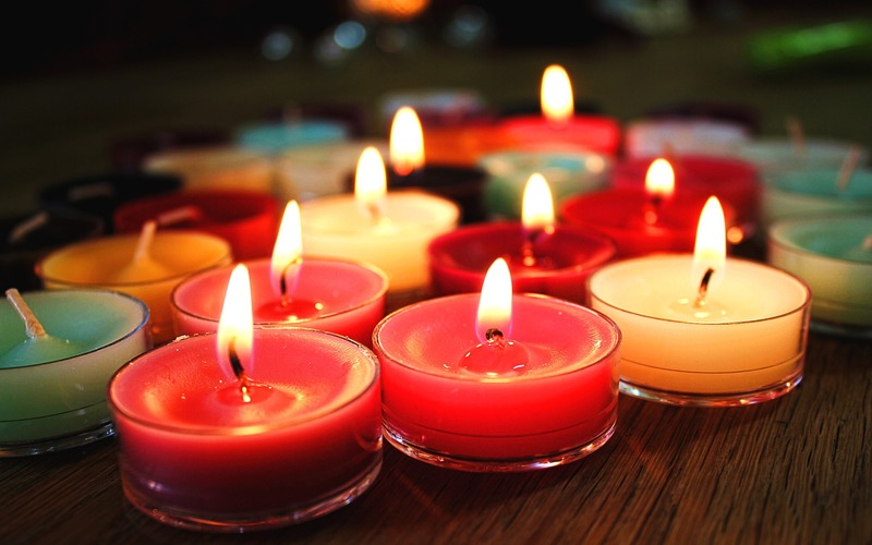Leer la llama o flama de una vela e interpretar su pabilo (1)